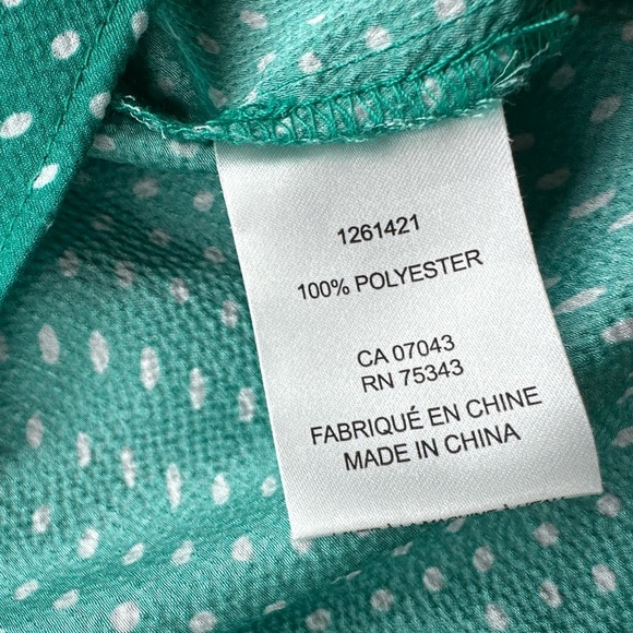 🎉5 for $45🎉 Jones & Co top blouse shirt size L polka dot green - Picture 8 of 8